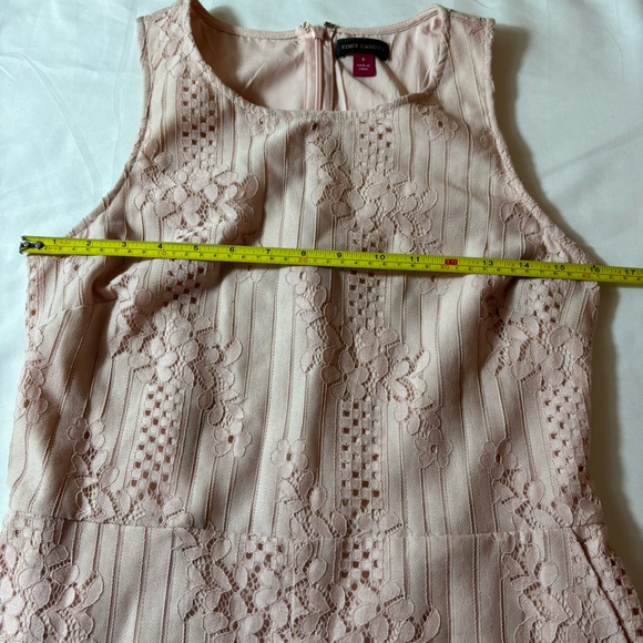 Vince Camuto Lace Floral Design Mini Dress with Tie Belt Lined Pink Size 6 - Picture 9 of 11